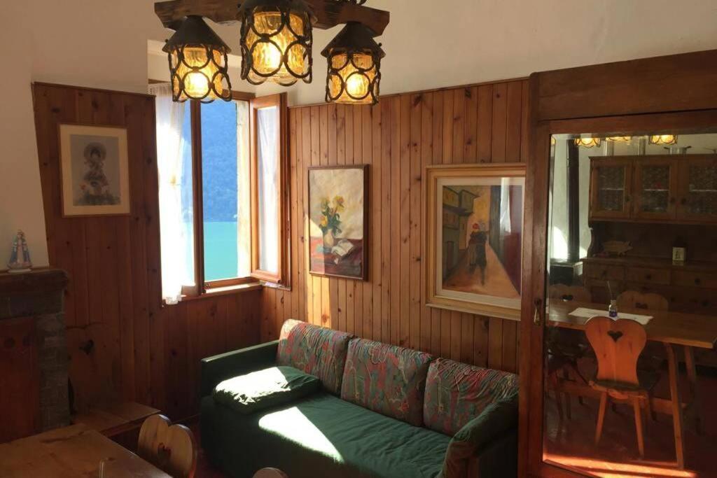 Nel Set Di Piccolo Mondo Antico Villa Viola Valsolda Екстер'єр фото