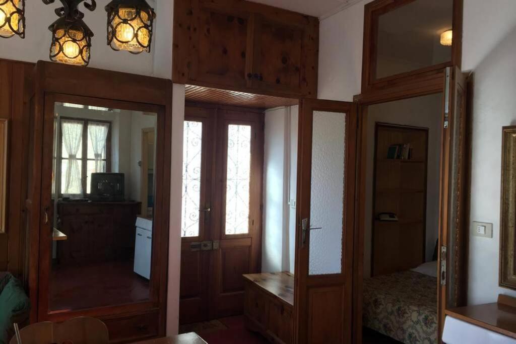 Nel Set Di Piccolo Mondo Antico Villa Viola Valsolda Екстер'єр фото