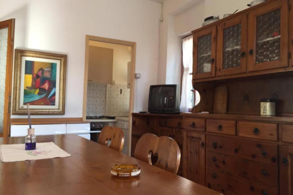 Nel Set Di Piccolo Mondo Antico Villa Viola Valsolda Екстер'єр фото