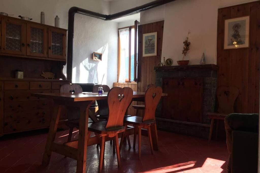 Nel Set Di Piccolo Mondo Antico Villa Viola Valsolda Екстер'єр фото