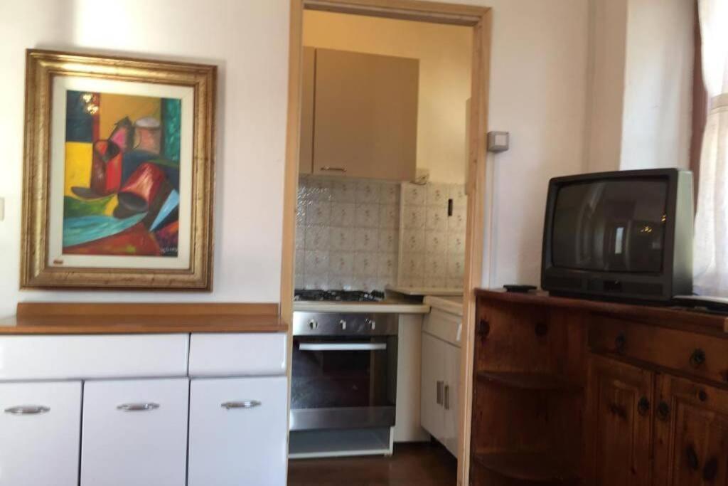 Nel Set Di Piccolo Mondo Antico Villa Viola Valsolda Екстер'єр фото