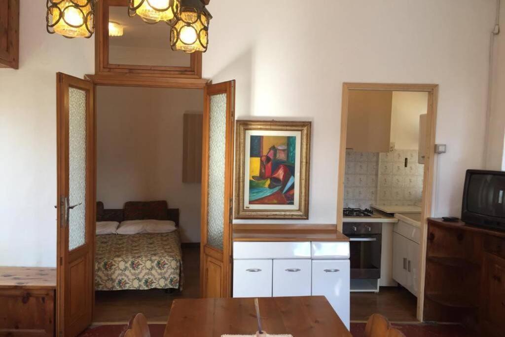 Nel Set Di Piccolo Mondo Antico Villa Viola Valsolda Екстер'єр фото